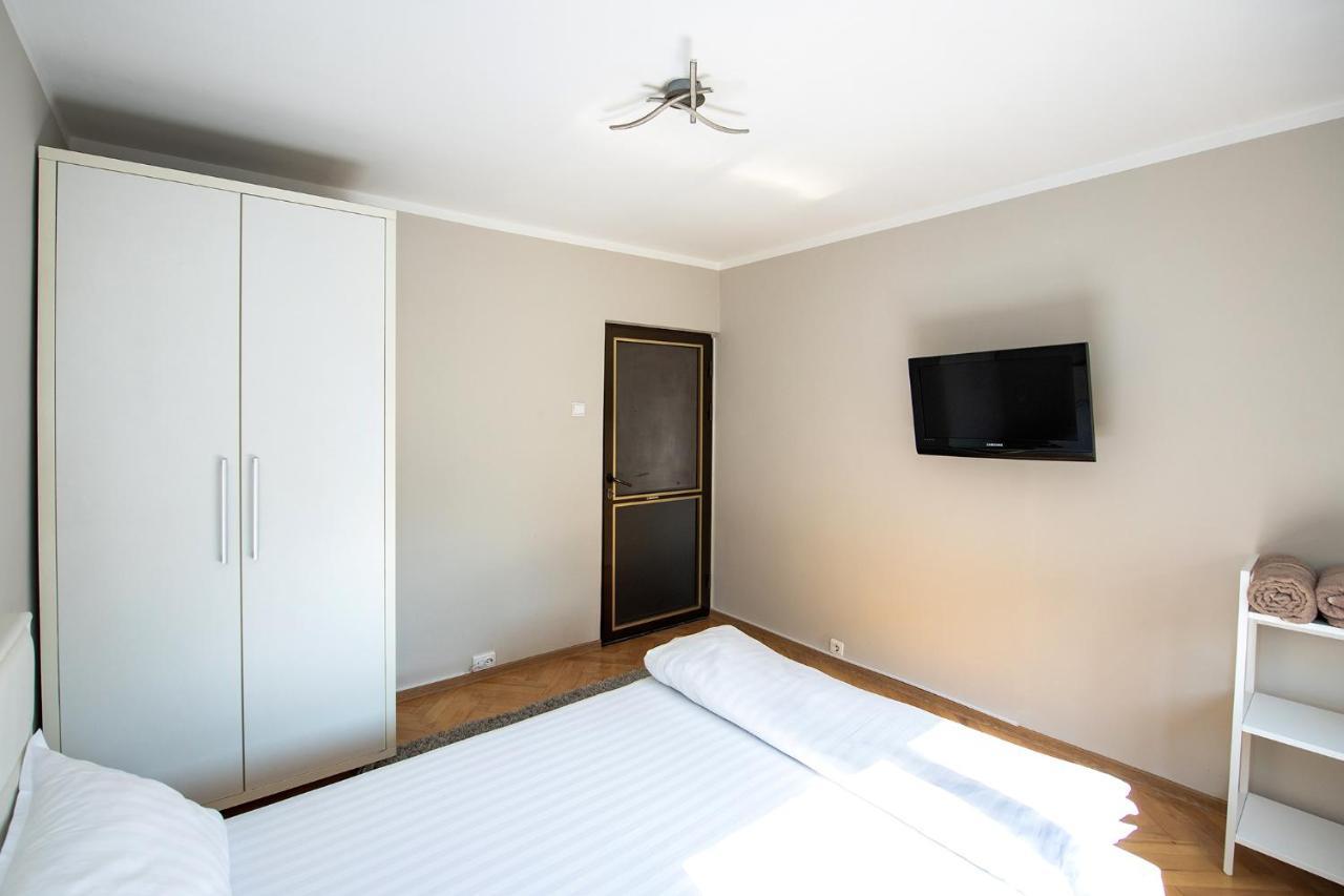 Apartament S46 Roman Zewnętrze zdjęcie